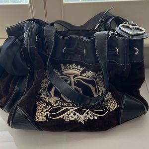 Juicy Couture black velour day dreamer shoulder bag